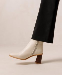 Theshoecabinet.shop01a8132276 1