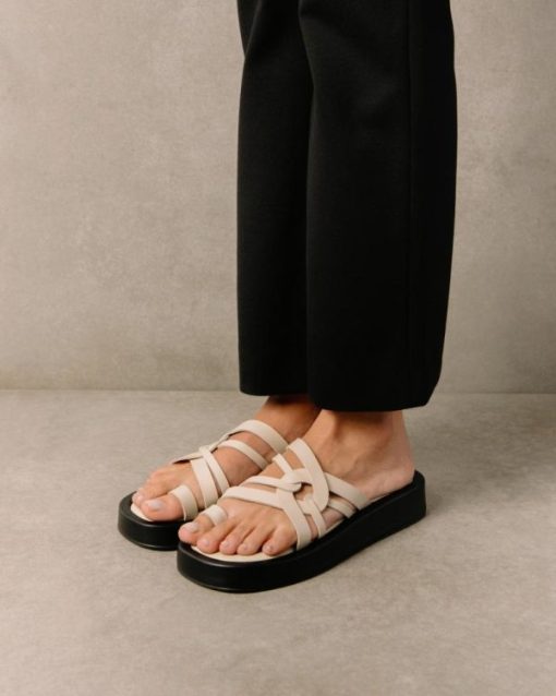 Theshoecabinet.shop058bfea0a6 6