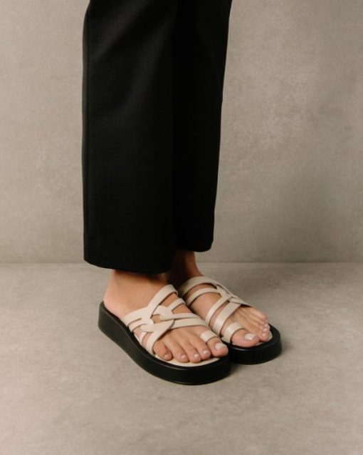 Theshoecabinet.shop058bfea0a6 8