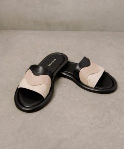 Theshoecabinet.shop06851bce18 10