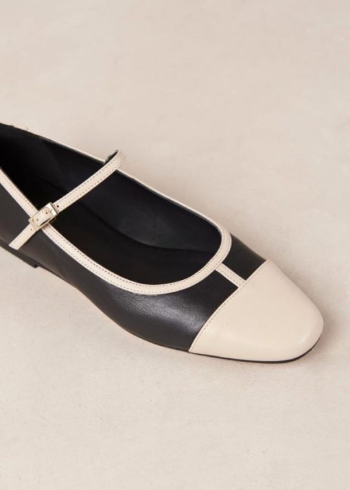 Theshoecabinet.shop074a2162e5 7