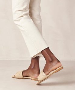 Theshoecabinet.shop09cf21f9f6 3