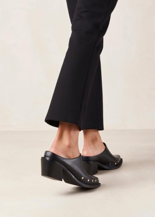 Theshoecabinet.shop1c5060c102 3