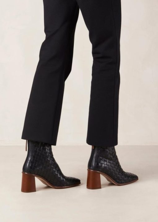 Theshoecabinet.shop1c7afe1a42 4