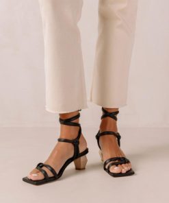 Theshoecabinet.shop1eef0cb86d 1