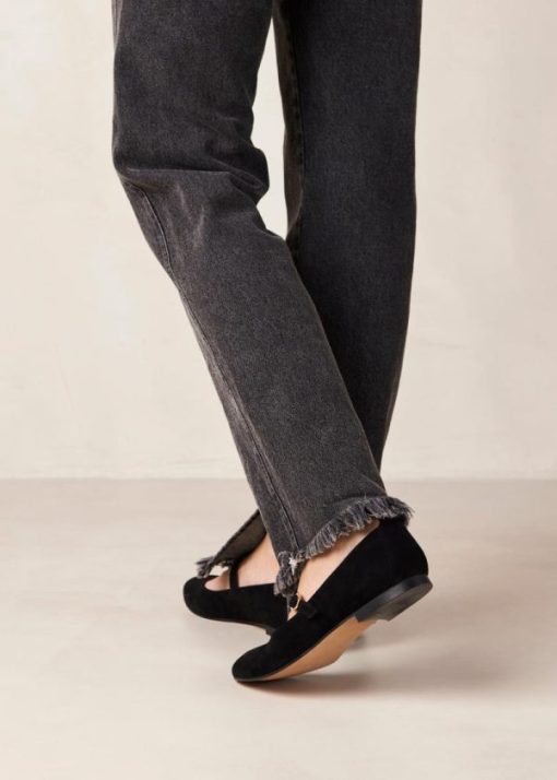 Theshoecabinet.shop21218a1071 1