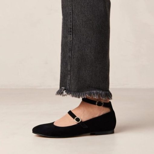 Theshoecabinet.shop21218a1071 2