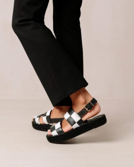 Theshoecabinet.shop328e5ec267 4