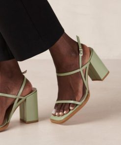 Theshoecabinet.shop4456e224d8 5