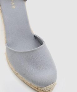 Theshoecabinet.shop4a8c2d12d4 4
