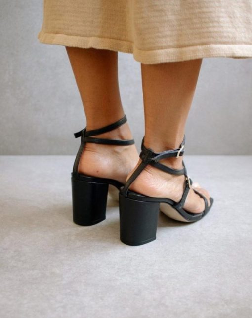 Theshoecabinet.shop4c15d513bd 4