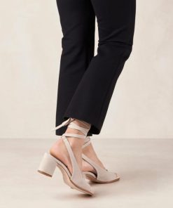 Theshoecabinet.shop62d36cfa5b 1