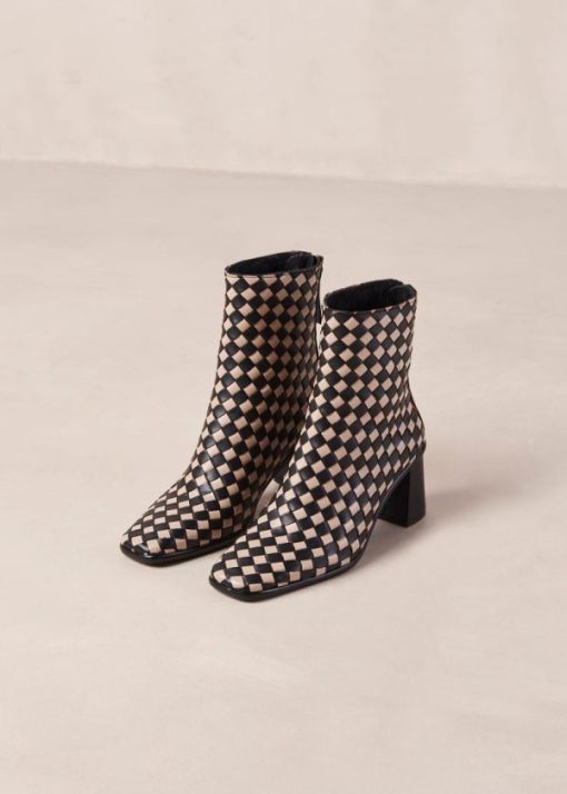 Theshoecabinet.shop66d78c3c49 6