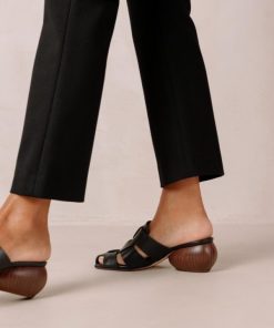 Theshoecabinet.shop6fb919eac0 5