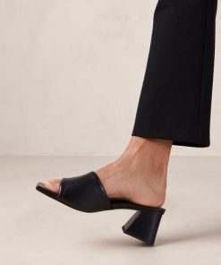 Theshoecabinet.shop72162b843c 1