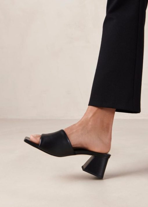 Theshoecabinet.shop72162b843c 1
