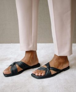 Theshoecabinet.shop72720f5d72 5