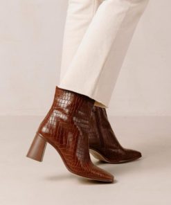 Theshoecabinet.shop748aff1c5d 2