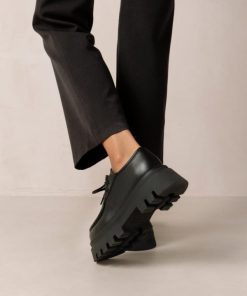 Theshoecabinet.shop8348918be5 1