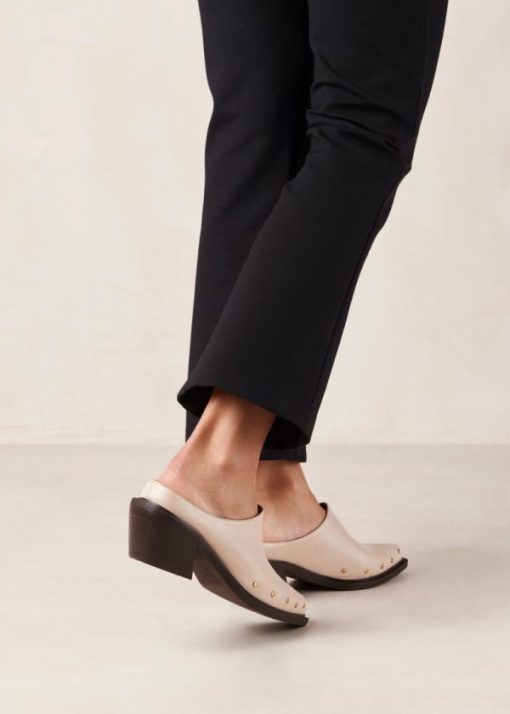 Theshoecabinet.shop86f592c94f 6
