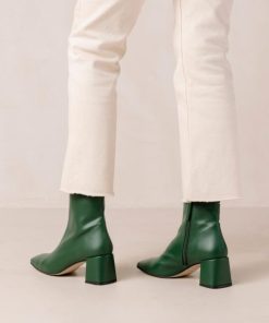 Theshoecabinet.shop913a6b9990 3