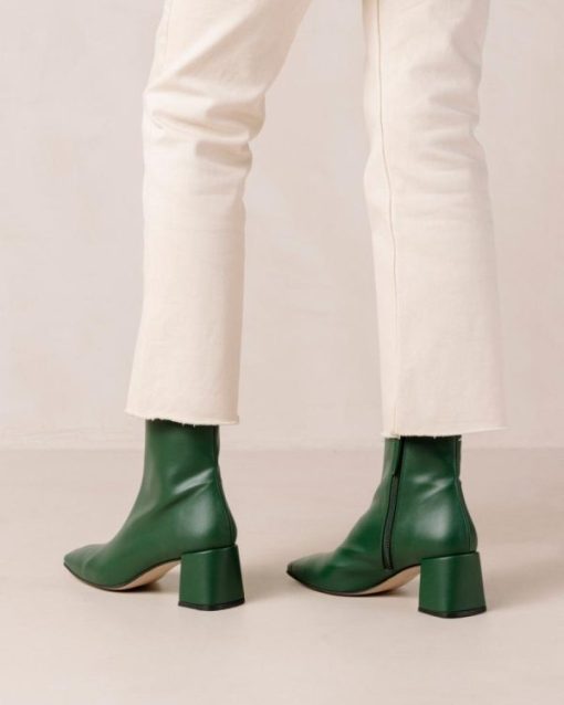 Theshoecabinet.shop913a6b9990 3