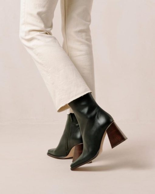 Theshoecabinet.shopae28e88e86 1