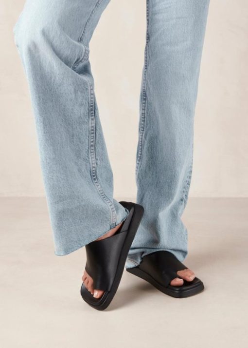 Theshoecabinet.shopb9edf7eda5 3