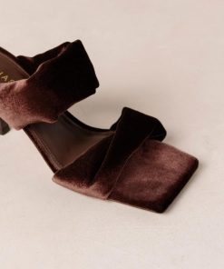 Theshoecabinet.shopc42b8a0d0b 8