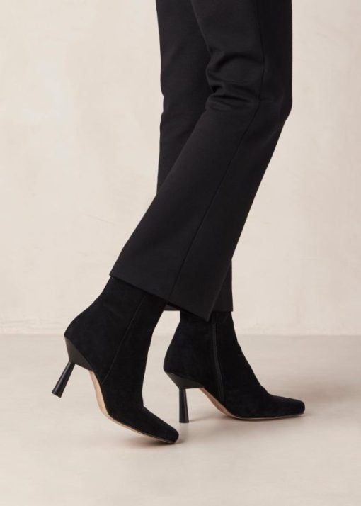 Theshoecabinet.shope38d7aa83e 5