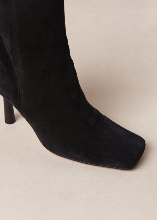 Theshoecabinet.shope38d7aa83e 6