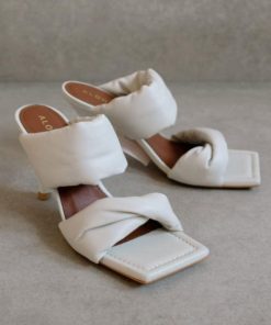 Theshoecabinet.shope821605355 2