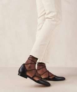 Theshoecabinet.shopeec976f8b8 4