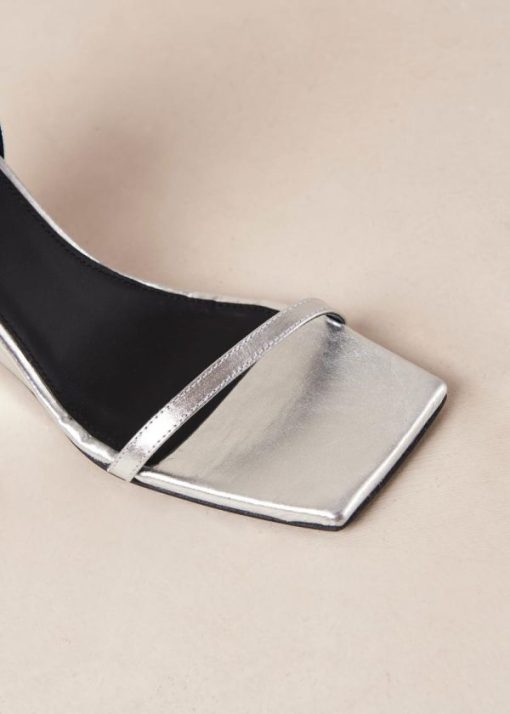 Theshoecabinet.shopf802d74d35 9