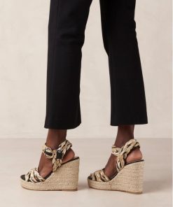 Theshoecabinet.shopf8ac4bd88a 1